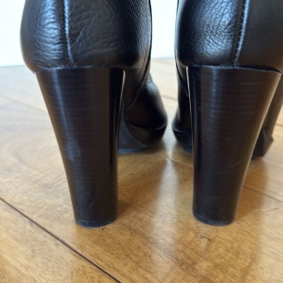NEW Michael Kors “Carlie” boots - Picture 5 of 7